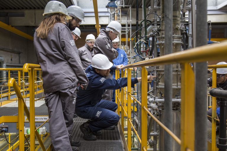 nos étudiants du CFA découvrent la mini usine